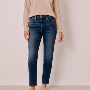 Evereve The Ever Straight High Rise Dark Wash Jeans Size 27